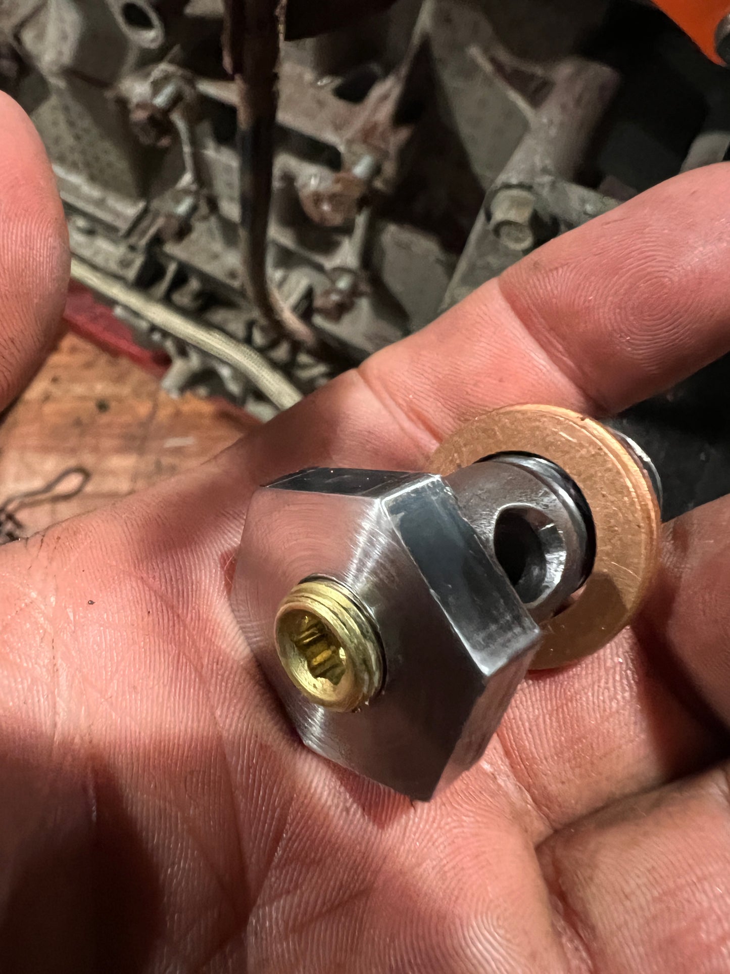 Custom 16m x 2.0 banjo bolt for the Atlas 4200
