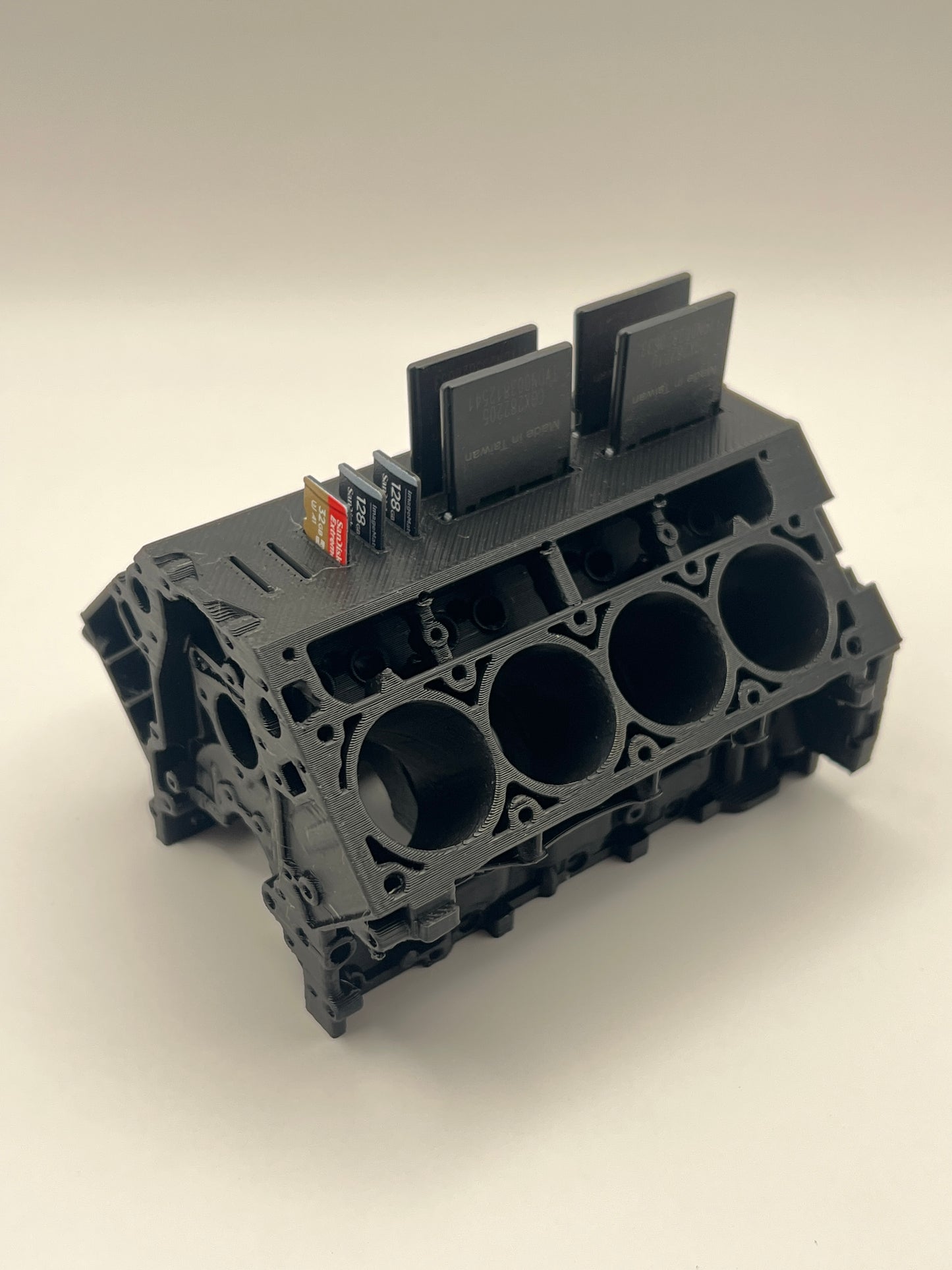 HD LS V8 SD Card Holder